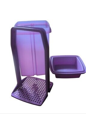 Tupperware Purple Pickle Keeper Container w/ Lift Strainer Insert Vintage Kitche